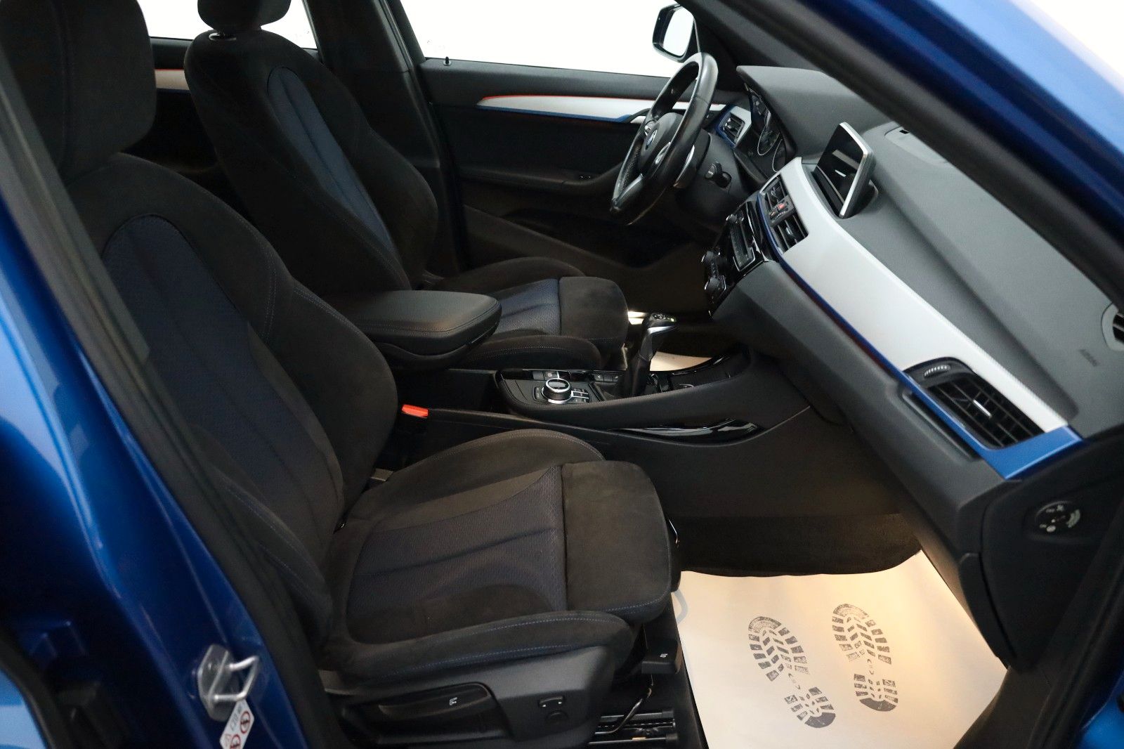 Fahrzeugabbildung BMW X1 xDrive 20d M Sport Alcant.,Navi,LED,Panorama