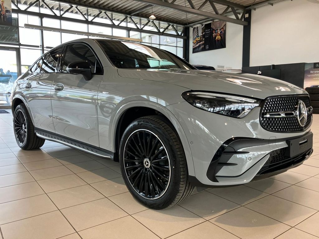 Mercedes-Benz GLC 300 e 4M AMG Premium Plus Head UP Pano 360 