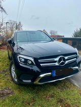 Mercedes-Benz AMG Line/GLC 220 d / 4MATIC /125 kW (170 PS) - Mercedes-Benz: 170 D