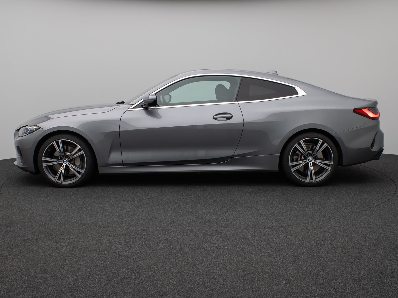 Fahrzeugabbildung BMW 430d xD Coupé Glasdach Laser DAB HiFi Komfort 19