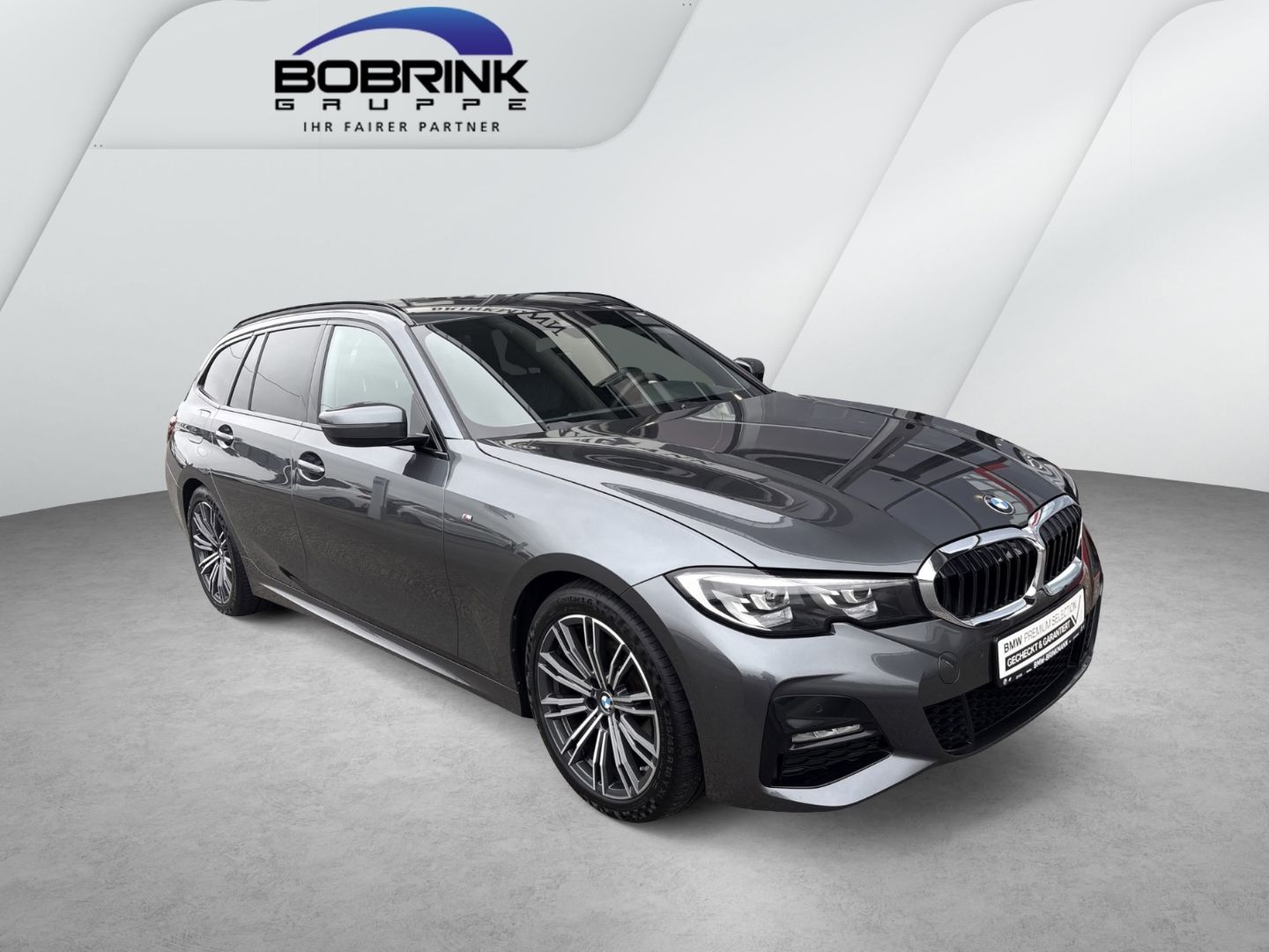 BMW 320 d Touring M Sport AHK Navi DAB LMR foto 2