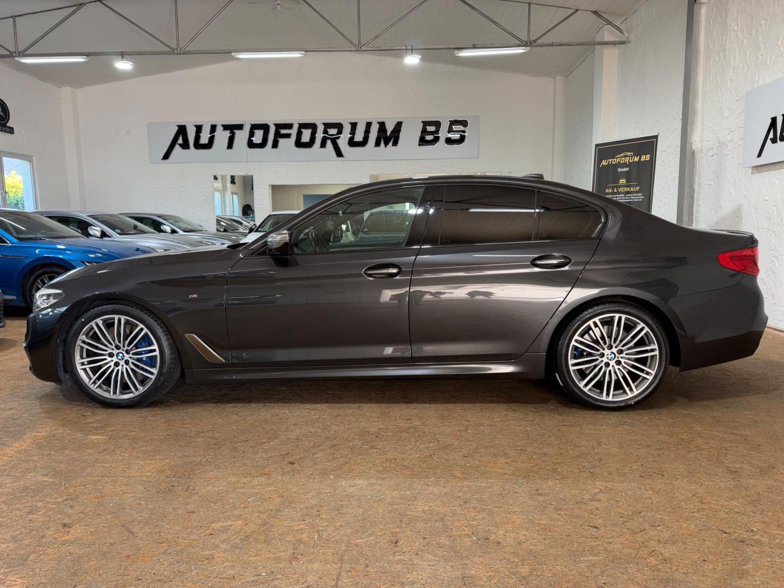 BMW M550i Limousine xDrive4.4 V8/LEDER/SCHIEBEDACH