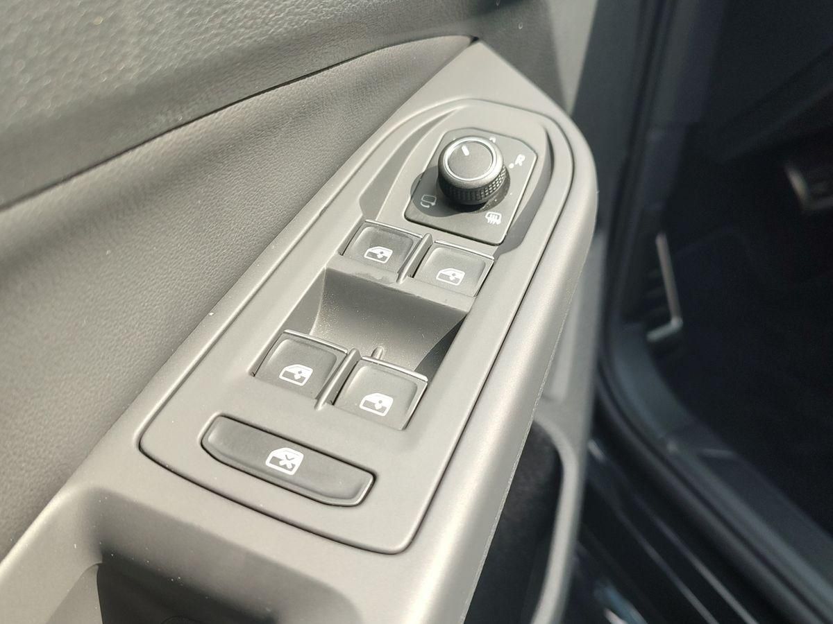 Volkswagen Golf - Bild 10