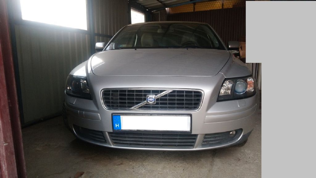 Volvo S40