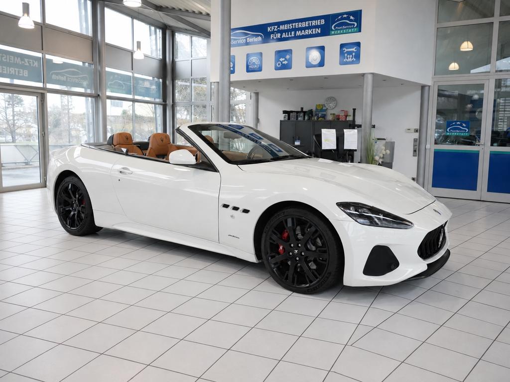 Maserati GranCabrio 4.7 V8 Sport Automatik *Nur 37tkm!