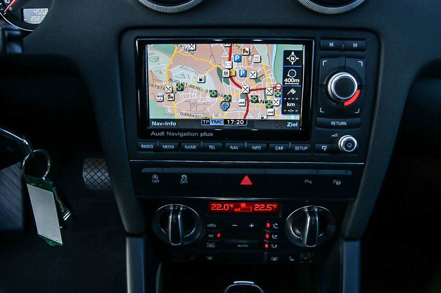 Fahrzeugabbildung Audi A3 Sportback 20TDI S-LINE DSG XENON NAVI SPORT