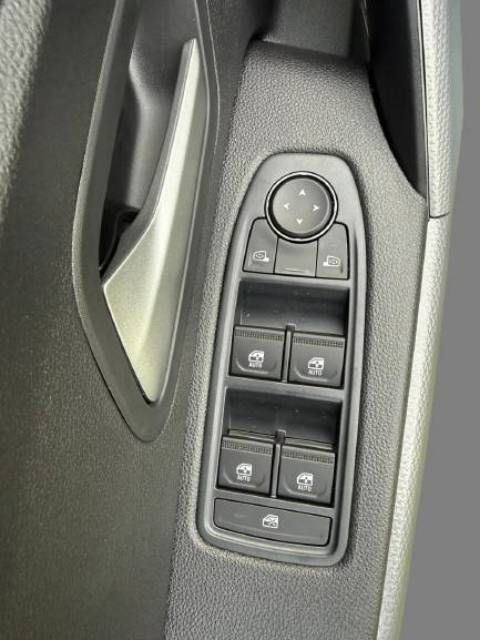 Fahrzeugabbildung Dacia Neuer Dacia Duster Expression TCe 130 4x4