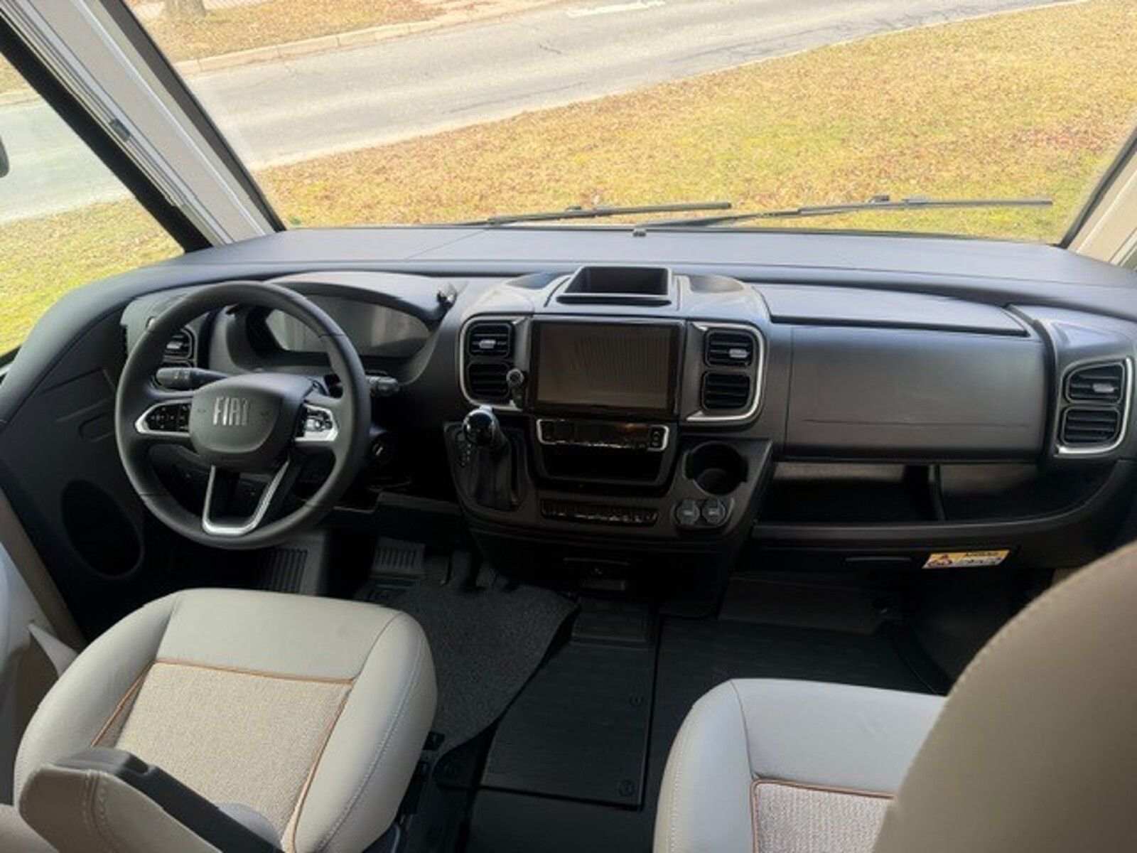 Fahrzeugabbildung Malibu I 450 RB LE comfort Fiat Kein Hubbett Teilleder