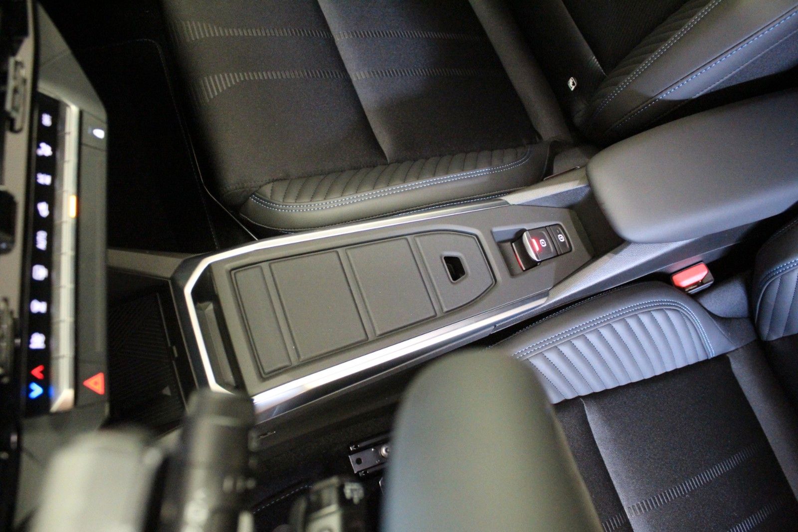 Fahrzeugabbildung Renault Clio TCe 115 EDC Esprit Alpine