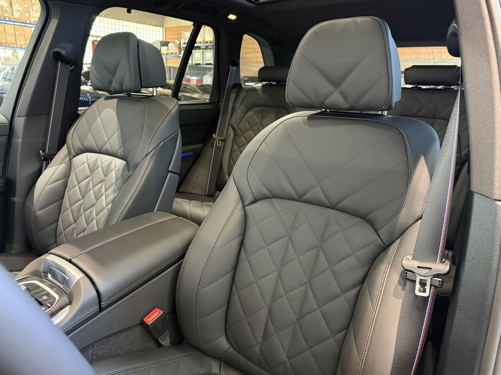 Fahrzeugeinzelansicht 11 Fahrzeugabbildung BMW X5 xDrive30d Panorama Glasdach | HK Surround | S