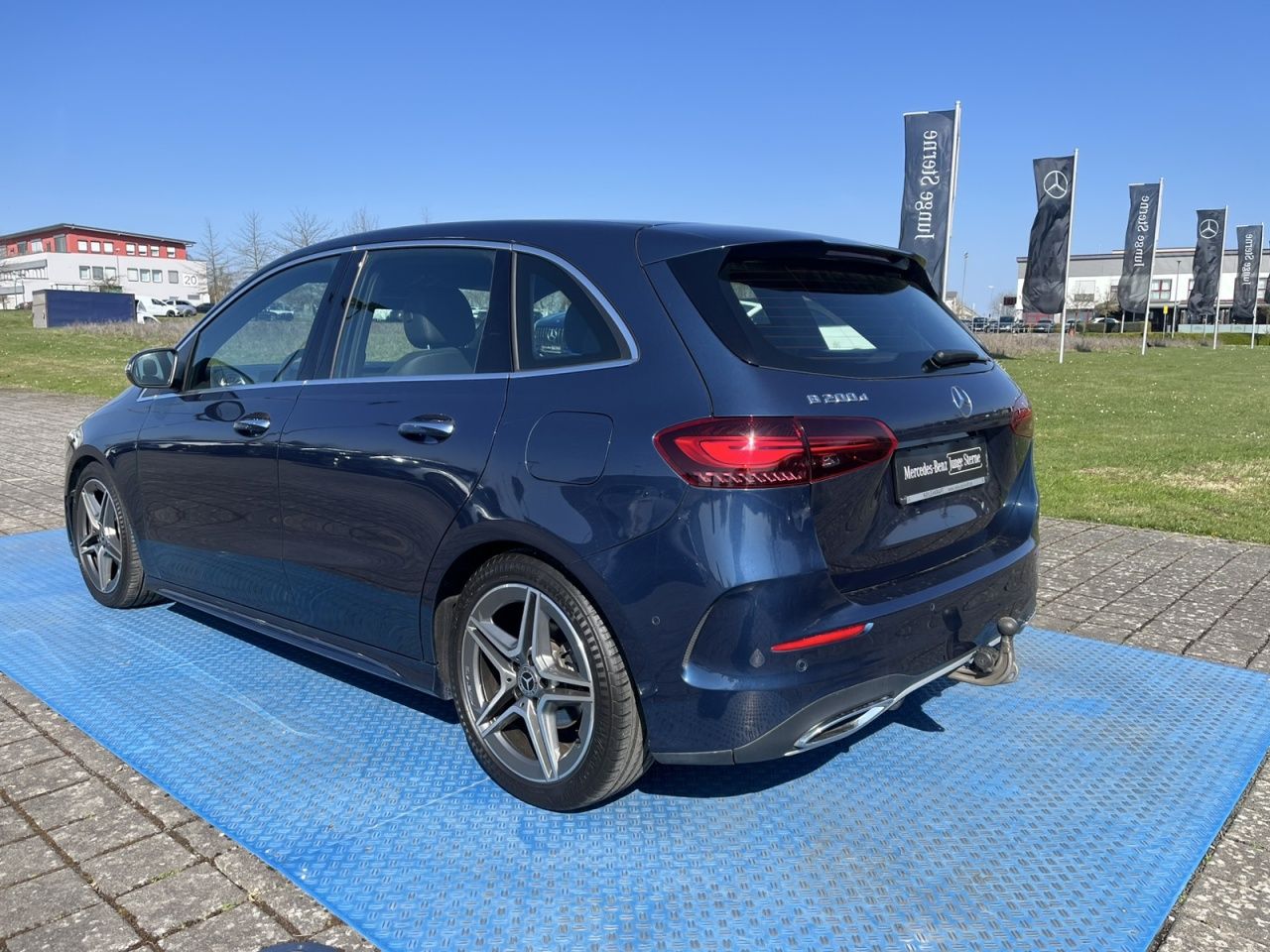 Mercedes-Benz B 200 d AMG+MULTIBEAM+AMBIENTE+AHK+KAM+LED+Keyl foto 8