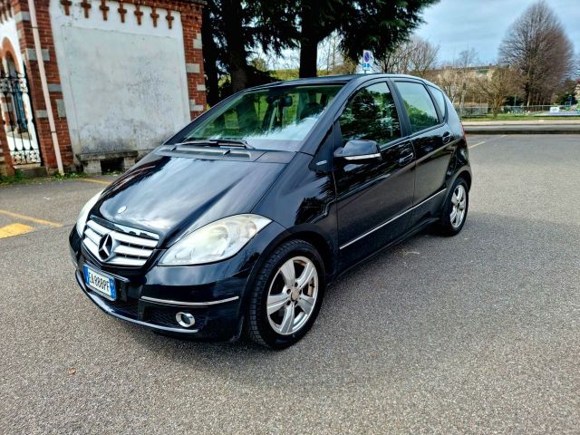 Mercedes-Benz Mercedes-benz A 180 A 180 BlueEFFICIENCY Avantga