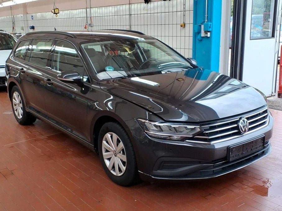 Volkswagen Passat Variant - Bild 5