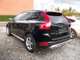 Volvo XC 60 2,4 D5 R-Design AWD - Volvo aus 2012: Geländewagen