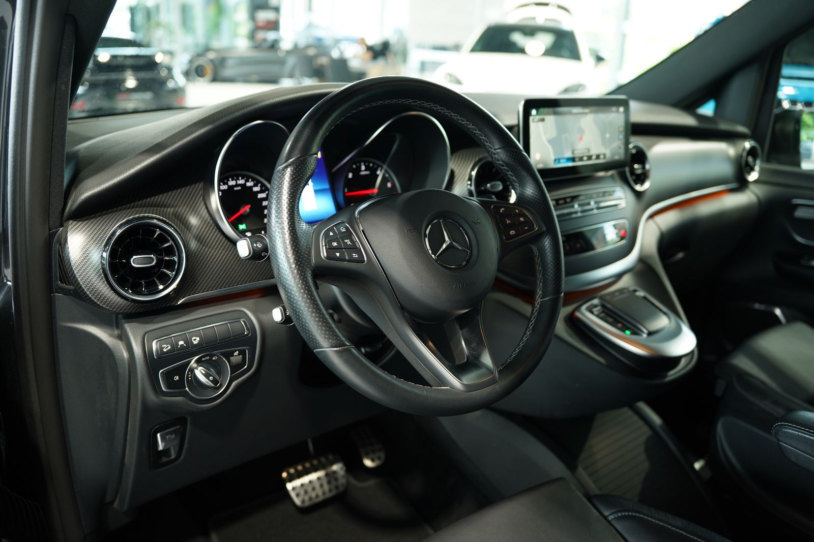 Mercedes Benz V 300
