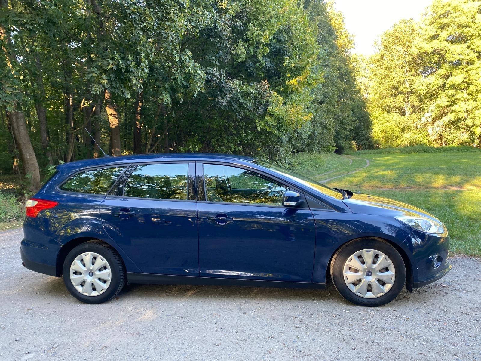 Ford Focus 2013 — photo 7