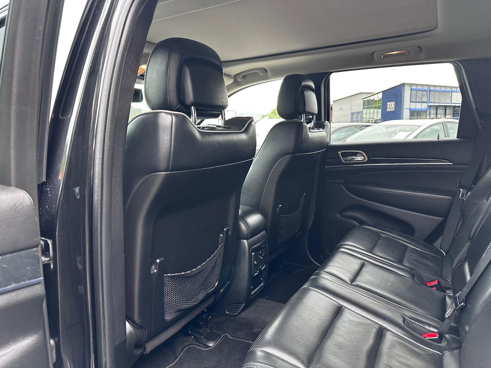 Jeep Grand Cherokee 3.0 CRD Overland | 241 ch | BVA | Cuir | GPS | Suspension pneumatique | Sièges chauffants | Attelage