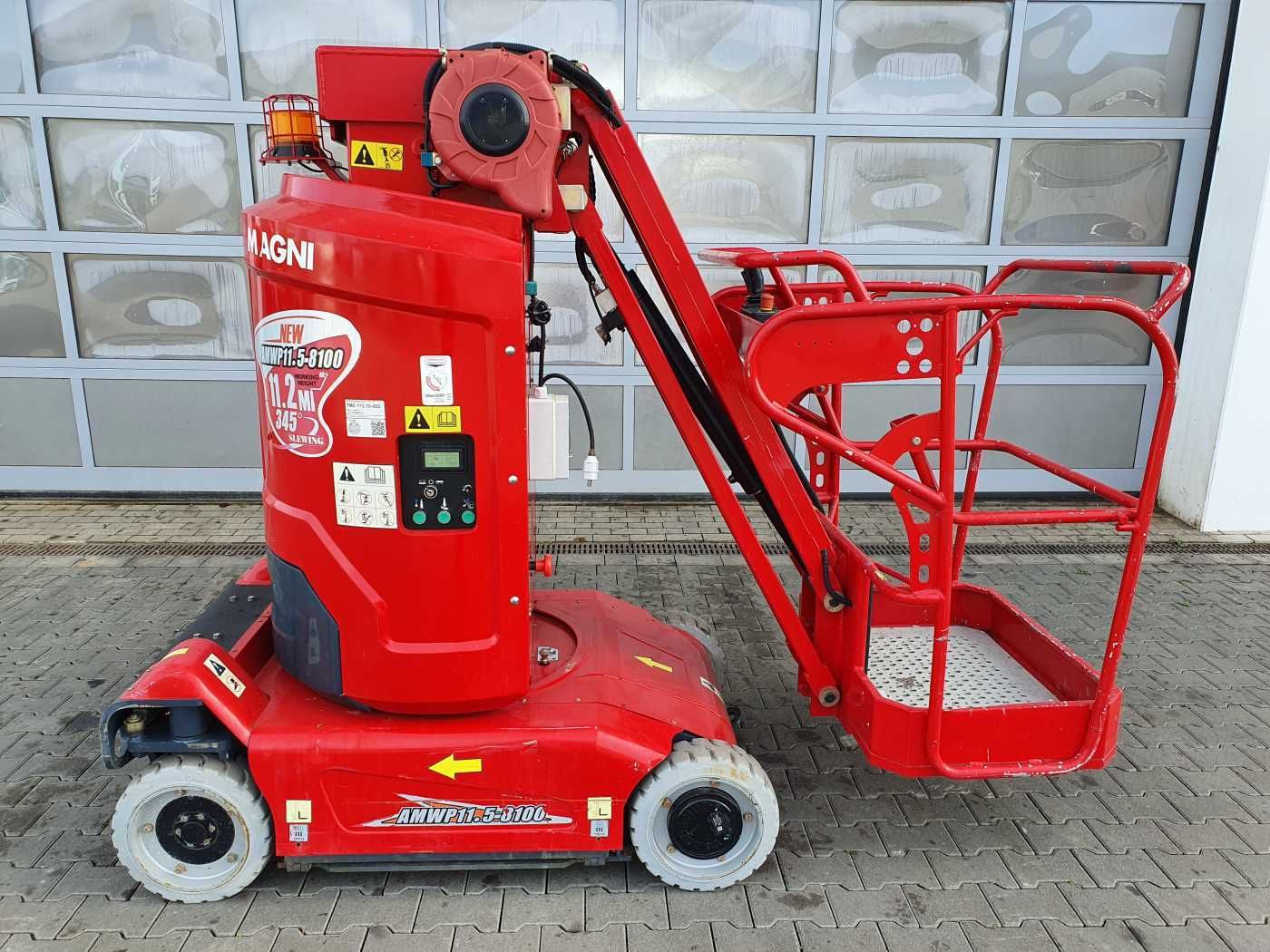 Fahrzeugabbildung Andere Magni AMWP 11.5-8100 / MJP11.5AC / 11,2m / 179h!