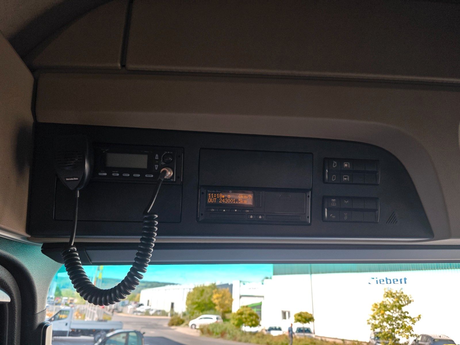 Fahrzeugabbildung Mercedes-Benz Actros 1846 LS Hydraulik, ADR, 2 x Nebenantrieb