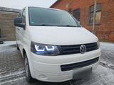 Volkswagen T5  1,9 TDI,Leder,Temp,Klima,TÜ... - Volkswagen T5 Multivan mit Diesel-Antrieb: Kleinbus, 1.9