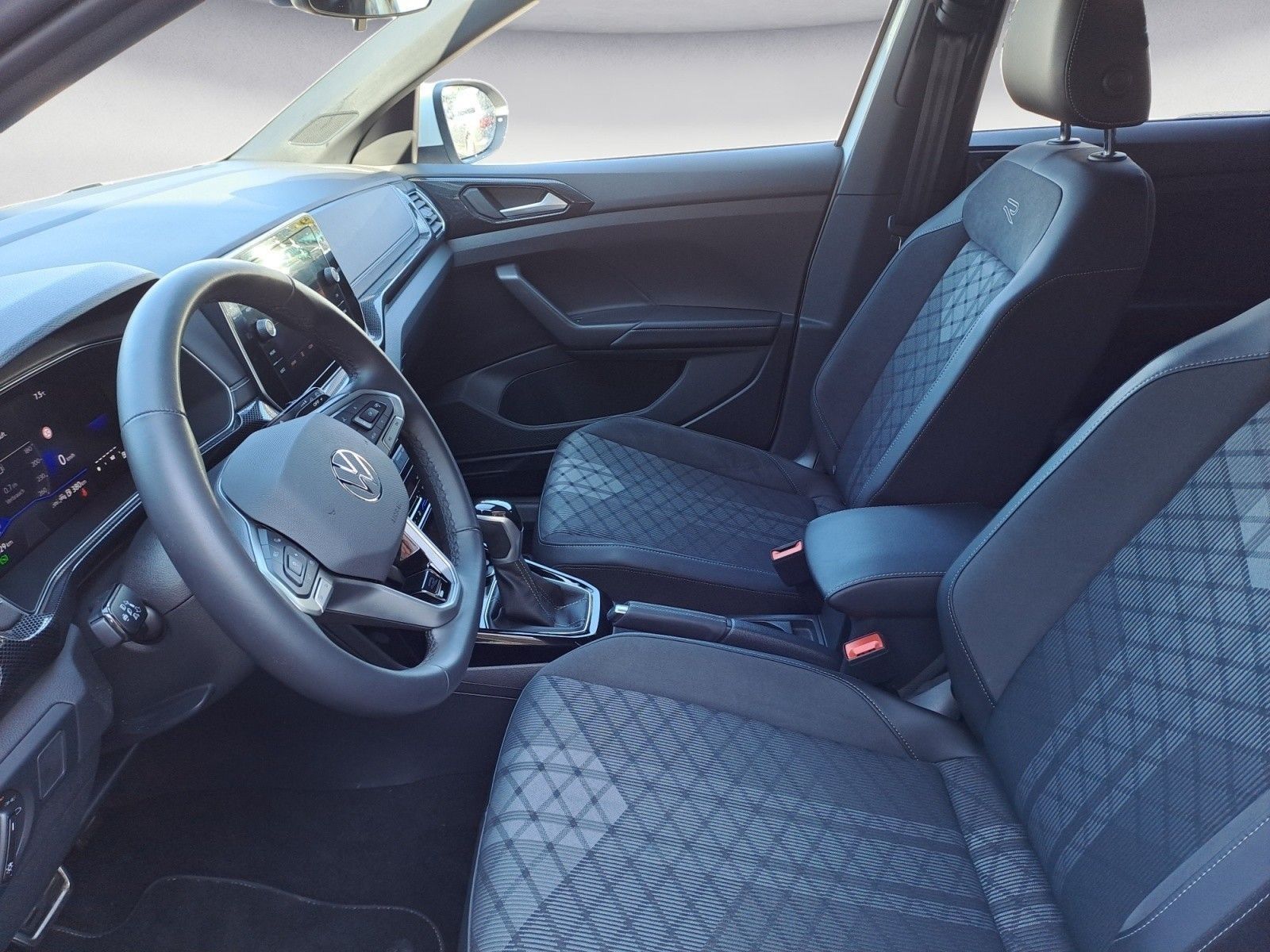 Volkswagen T-Cross - Bild 5