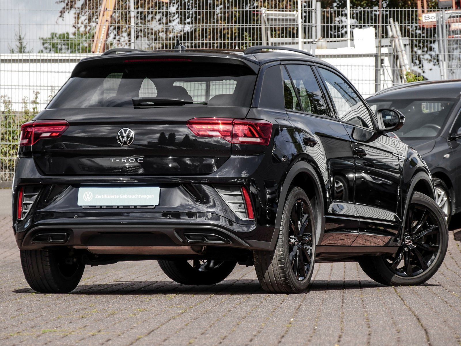 Volkswagen T-Roc 1.0 TSI R-Line BLACK STYLE ERGO ACTIVE MAS foto 2