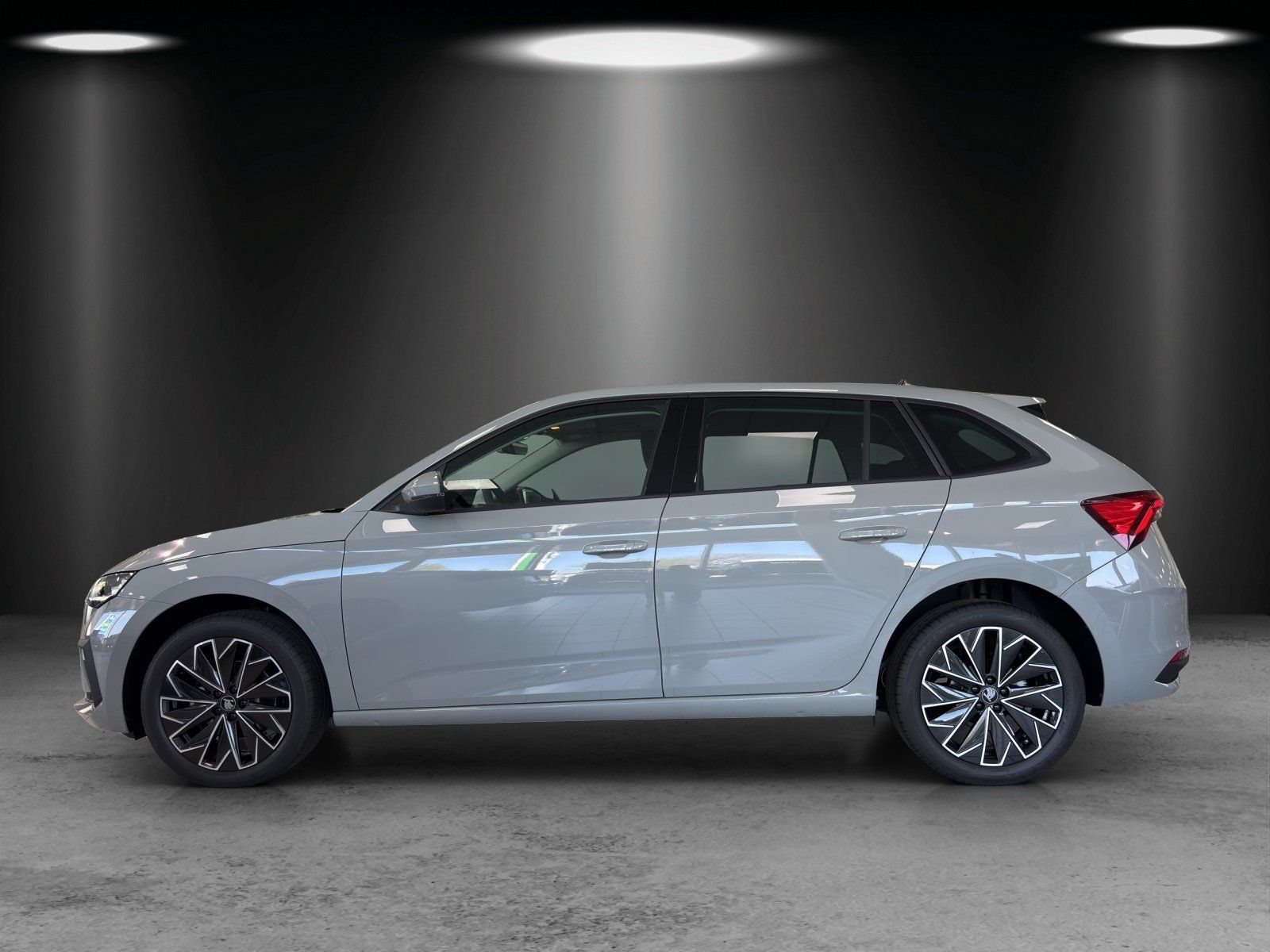 Fahrzeugabbildung SKODA Scala Tour 1,0 TSI 85 kW DSG
