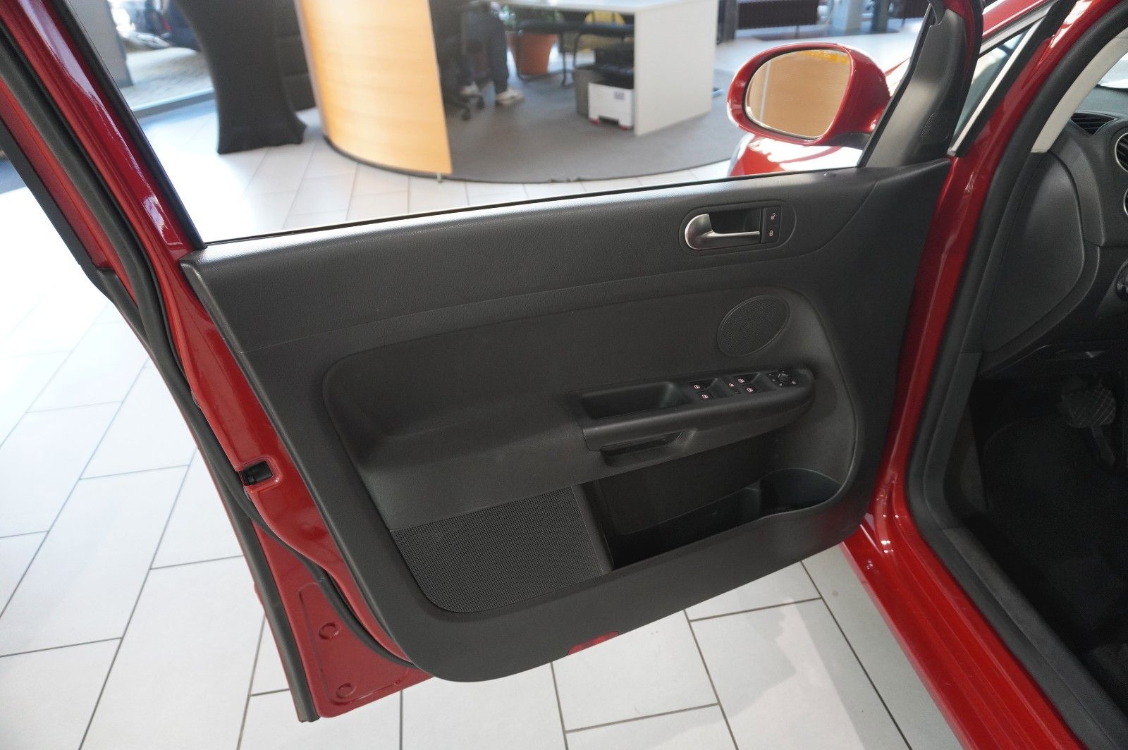 Fahrzeugabbildung Volkswagen Golf Plus VI TEAM 1.4 TSI DSG KLIMA/PDC/NEBEL/SH