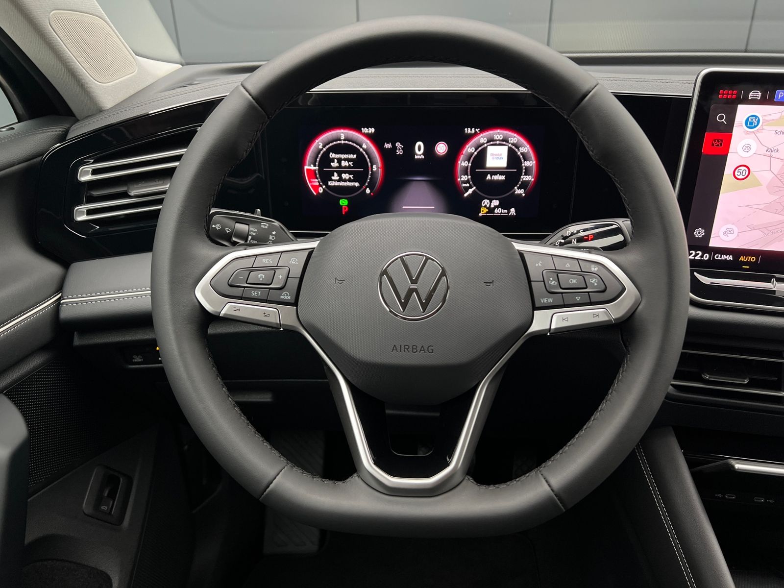 Fahrzeugabbildung Volkswagen Tiguan Elegance 2.0 TDI DSG *AHK, IQ.Light, 18'-