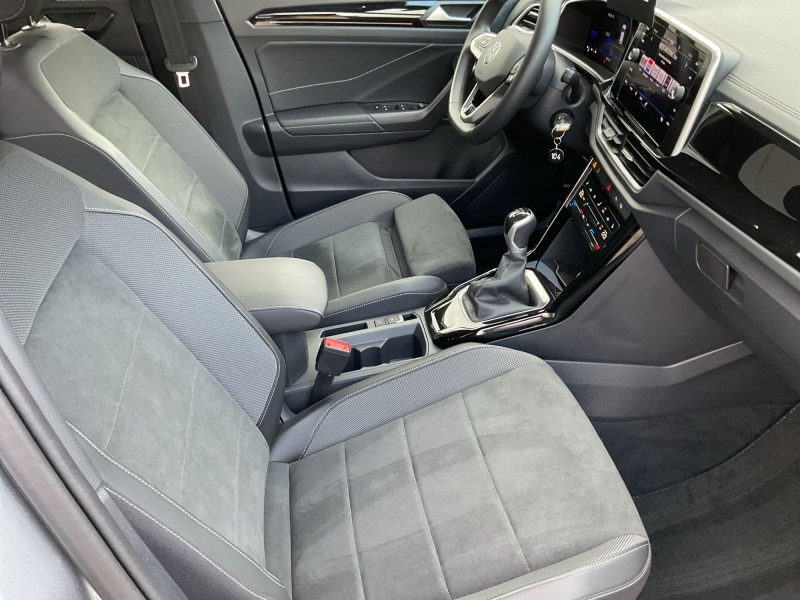 Volkswagen T-Roc - Bild 15
