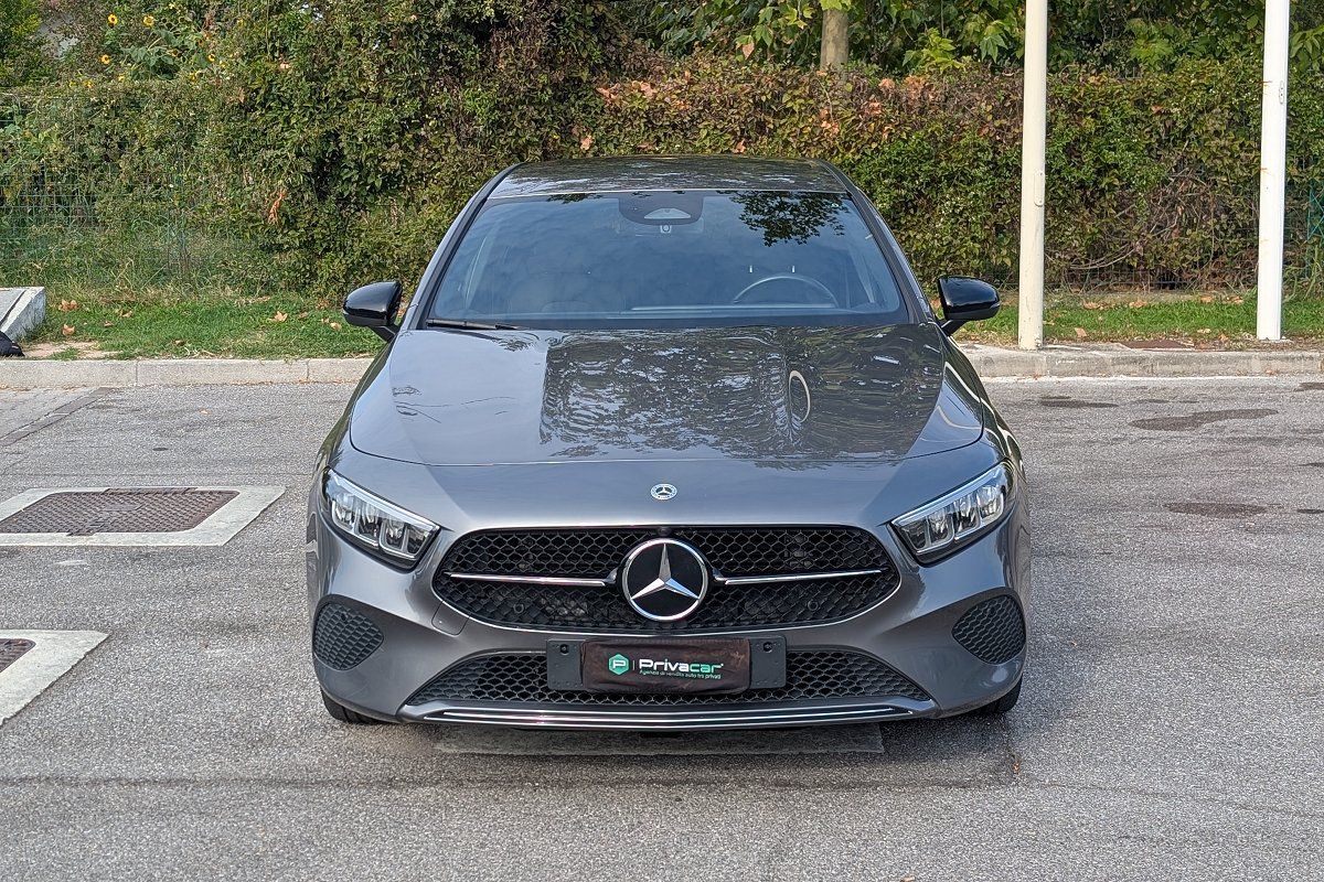 Mercedes-Benz MERCEDES A 180 Automatic Progressive Advanced Pl imagem 2