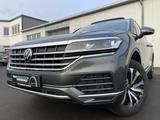 Volkswagen Touareg 3.0 TDI DSG 4Motion Elegance AHK STHZ Pa