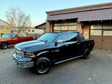 Dodge CLEAN CARFAX*LARAMIE*4X4*AHK*OFFROAD*BÜGEL+LED* - Dodge RAM: Laramie