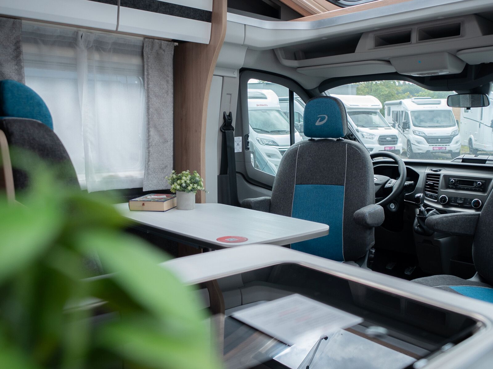 Fahrzeugabbildung Dethleffs Globebus Go Globebus Go T 15 12.641 sparen!