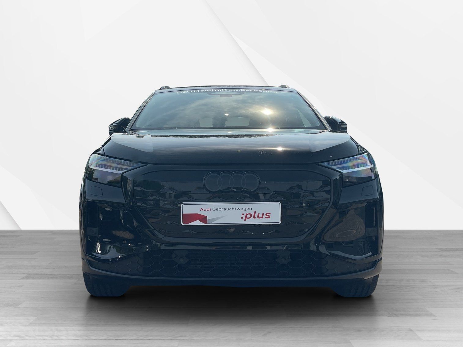 Fahrzeugabbildung Audi Q4 quattro e-tron 220 kW 360,AHK,HUD,Kamera,LED