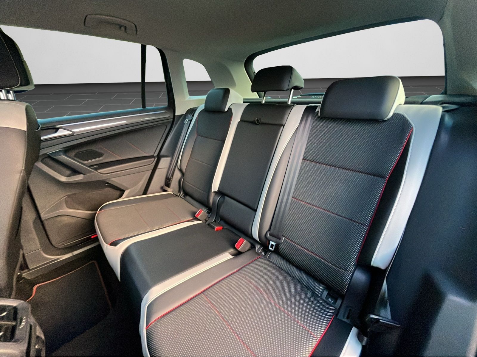 Volkswagen Tiguan - Bild 15