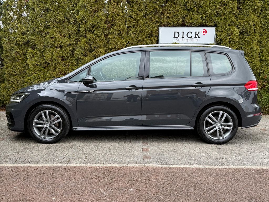 Fahrzeugabbildung Volkswagen Touran 2.0 TDI DSG R-Line LED+NAV+ACC+CARPLAY+