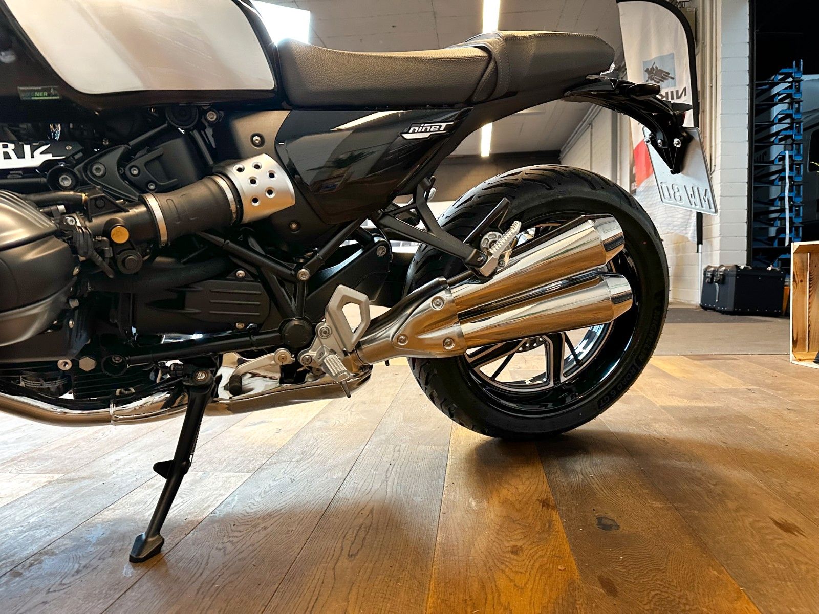 Fahrzeugabbildung BMW R12 nineT - mit nur 137km!