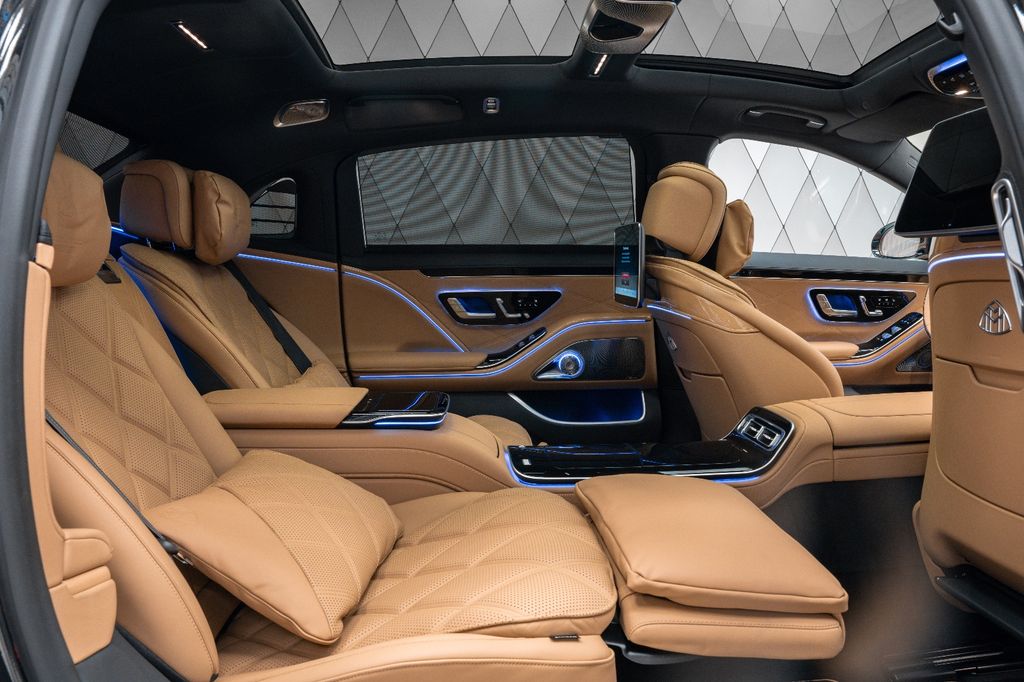 S 680 Maybach "VIRGIL ABLOH" 1 of 150 Limited - Bild 18