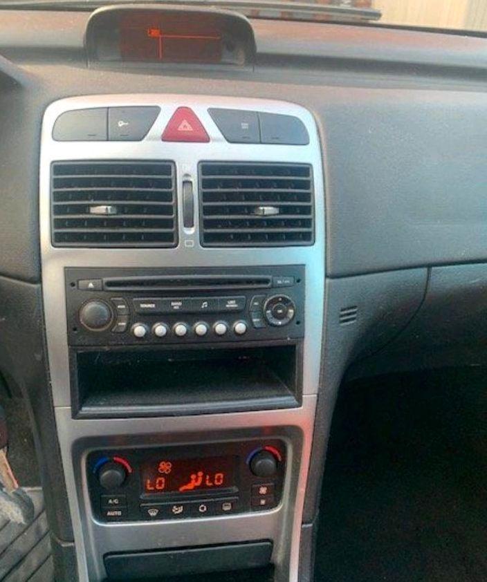 Peugeot 307 2005 — photo 5