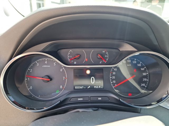 Crossland INNOVATION 1.2 Turbo NAVI ALLWETTER SH