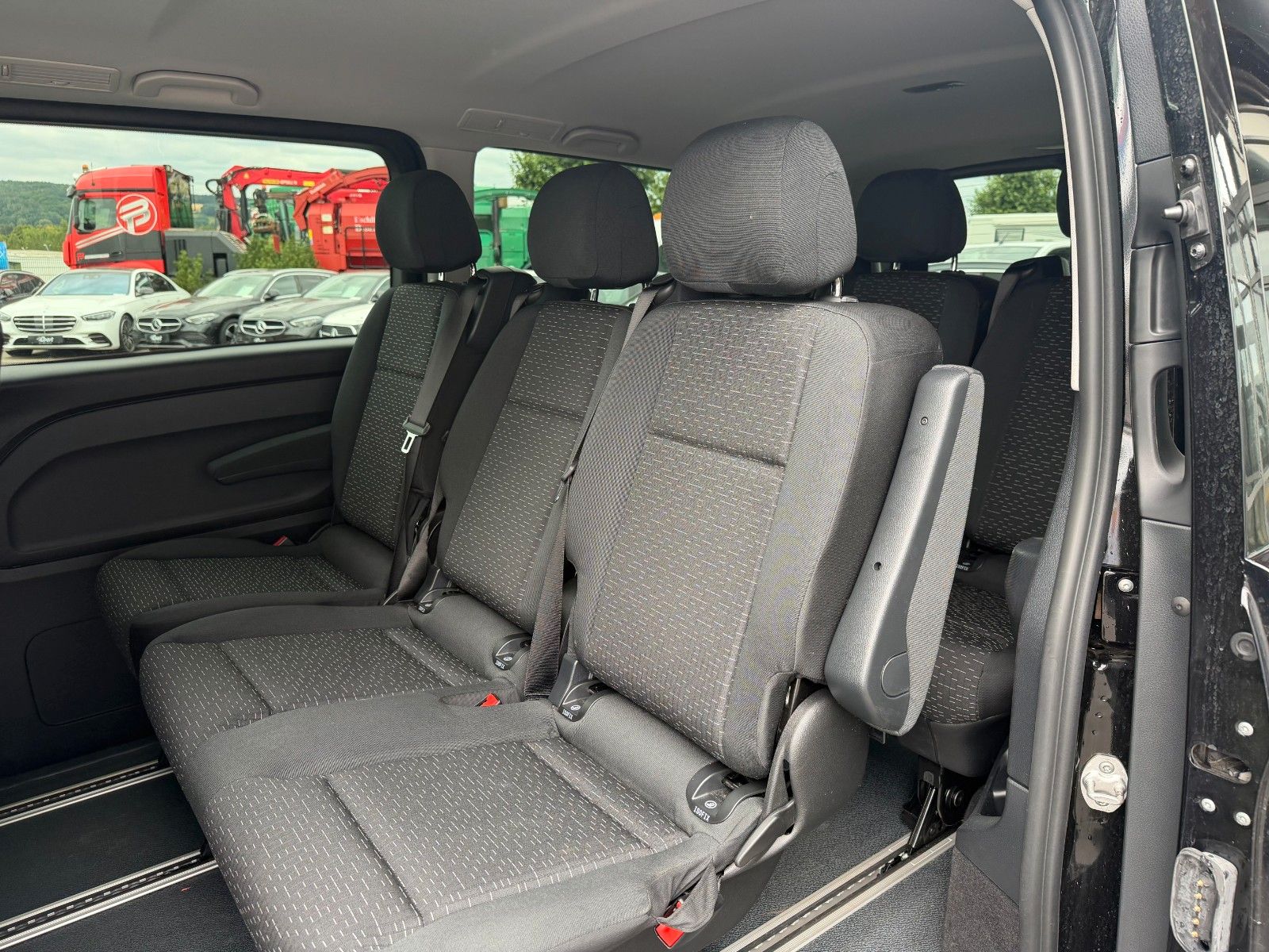 Fahrzeugabbildung Mercedes-Benz Vito 119 CDI 4x4 Extral AHK 2,5to Stdheiz LED