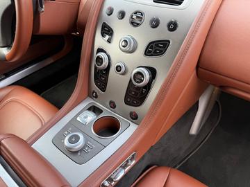 صورة مصغرة 22 لـ 2017 Aston Martin RAPIDE