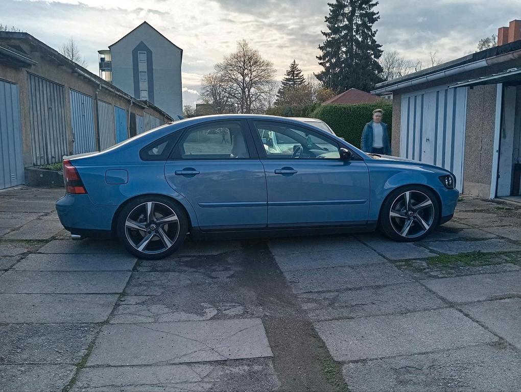 Volvo S40
