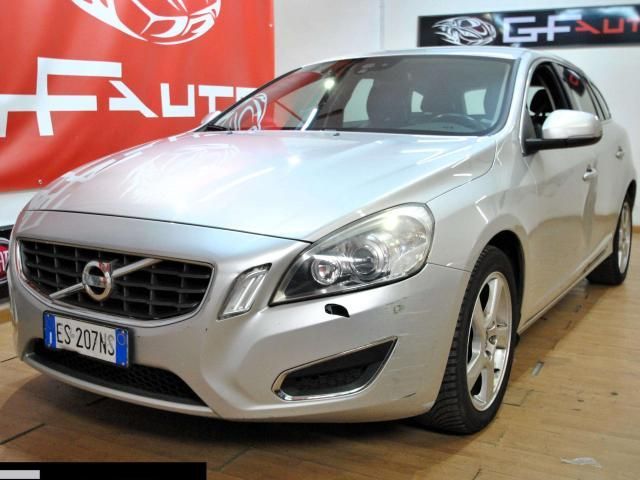 Volvo Volvo V60 V60 I 2010 2. R-design * INTERNI IN PE
