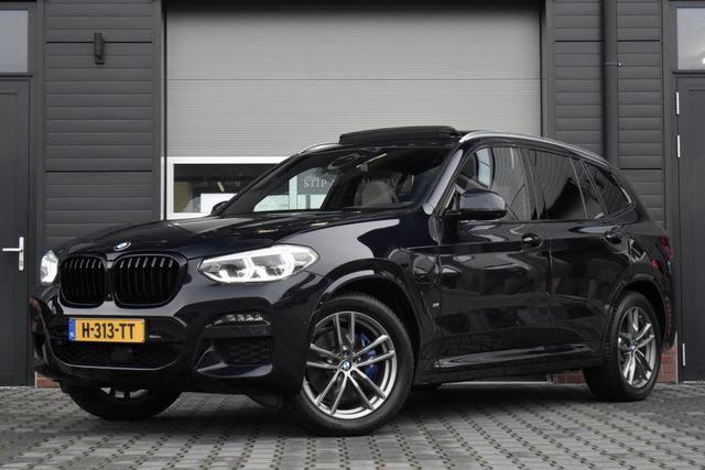 BMW X3 xDrive30e High Executive M Sport | Panoramada