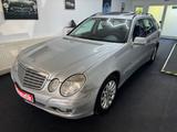 Mercedes-Benz E 220 CDI T AVANTGARDE Automatik Navi AHK PDC - gebrauchte Mercedes-Benz E 220 aus dem Jahr 2006