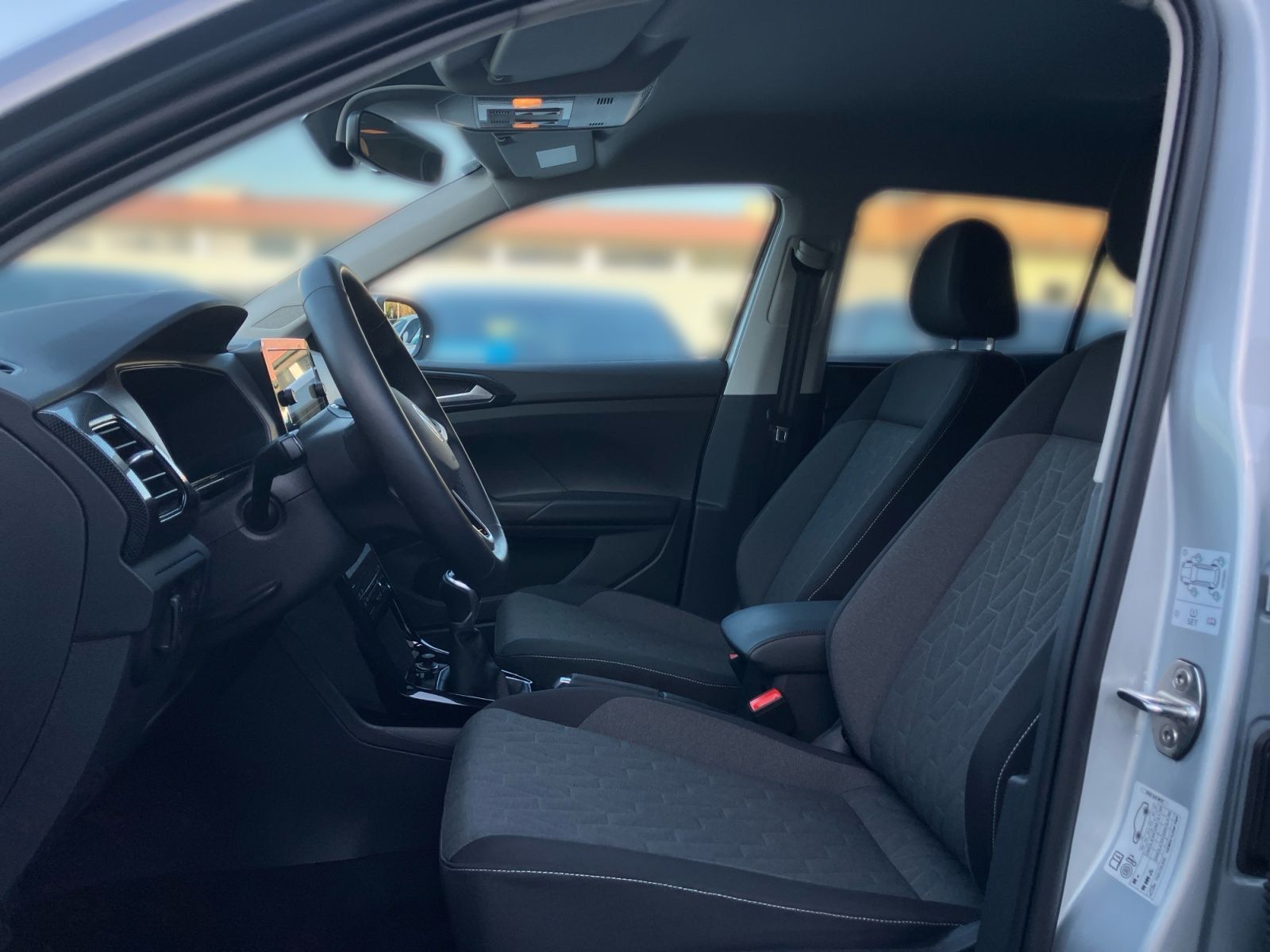 Volkswagen T-Cross - Bild 14