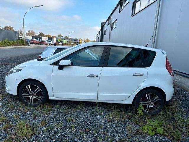 Renault Scenic Bj 2010 1.4 Benzin Motorsch...