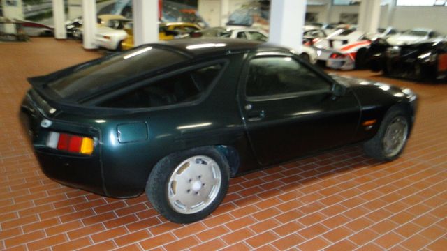 Porsche 928 S 2.Hand, seit `84 abgemeldet